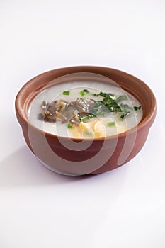 Abalone and blackfungus soup