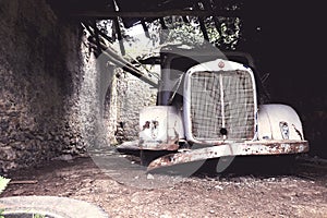 Abandond old truck in a farm