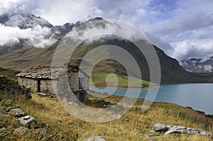 Abandoned baita - Mont-Cenis Lake - France