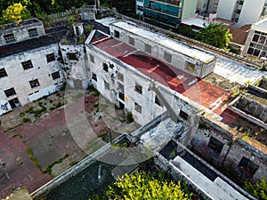 Abandoned building where the Carcel de Caseros guards stayed photo