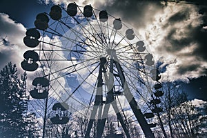 Abandoned ferring wheel