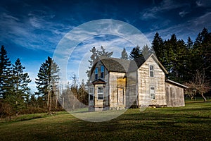 Abandoned home in Gig Harbor, Washington