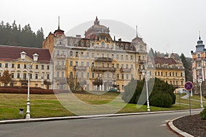 Opustený zariadenie poskytujúce ubytovacie služby v mariánskej kúpele (kúpele) 