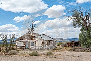 Abandoned house on historic US Route 66