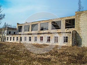 Abandoned house or objekts in ruines.