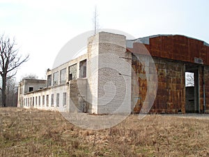 Abandoned house or objekts in ruines.