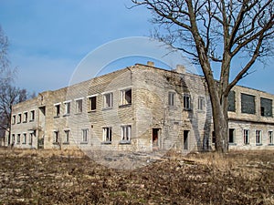 Abandoned house or objekts in ruines.