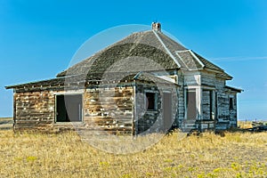 An abandoned house on the prairie of central Oregon, USA