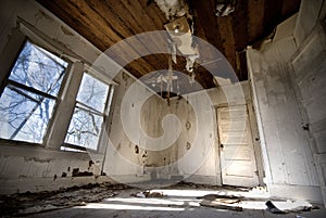 Abandoned Old House - Home Improvement Needed