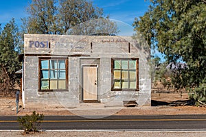 Abandoned Post Office at Kelso Station