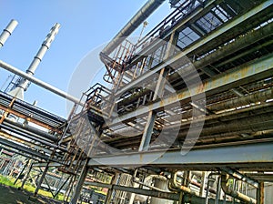 Abandoned refinery unit