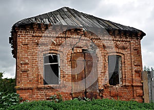 Abandoned rural house photo