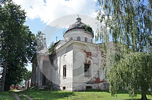 Abandoned temple in Kuznetsovo