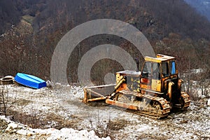 Abandonned bulldozer