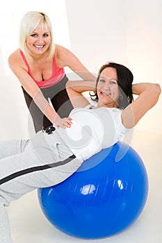 Abdomen exercise on fitness ball