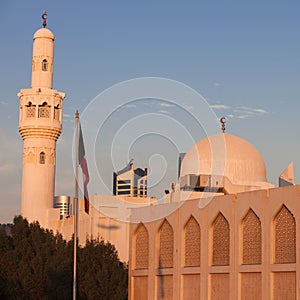 Abdulaziz Al Othman Mosque in Kuwait City photo