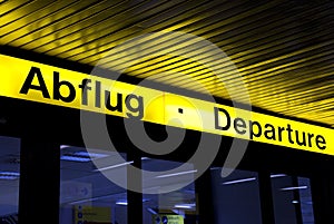 Abflug departures photo
