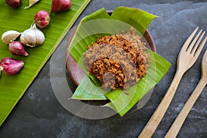 abon made of meat, minced meat dishes made with brown sugar and dried, preserved foods. Indonesian Asian food