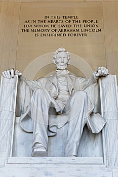 Abraham Lincoln statue