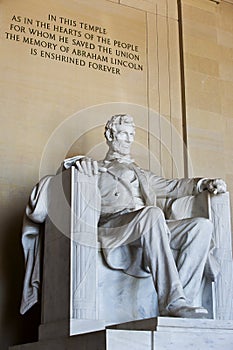 Abraham Lincoln statue