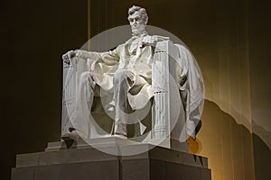 Abraham Lincoln Statue at Night