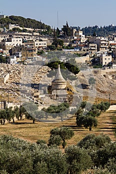 Absalom tomb, Jerusalem