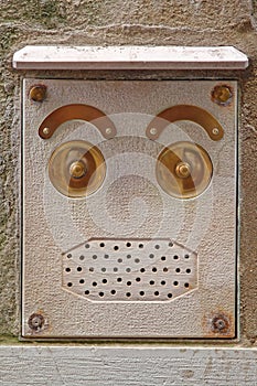 Abstract Face Doorbell