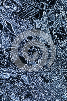 Abstract ice structures on roofing