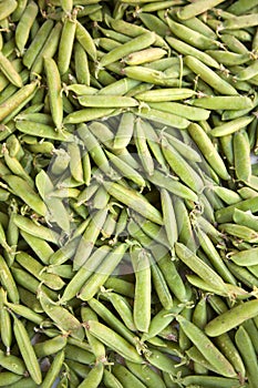 An abundace of green peas