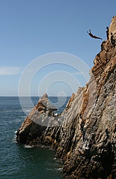 Acapulco cliff diver