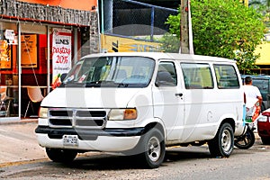 Dodge Ram Van