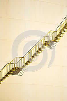 Access stairways in a fuel storage tank