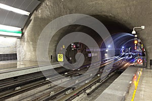 Access to subway tunnel at Metro de Santiago