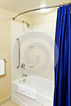 Accessibile vasca da bagno un 