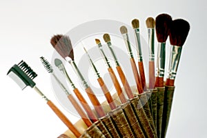 Accessories for eyelashes face makeover, makeup brushes set