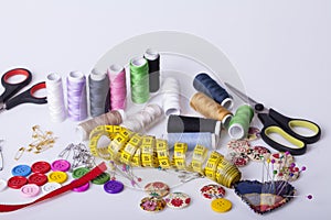 Accessories for hand sewing