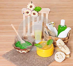 Accessories for peeling and spa