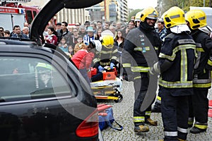 Accident demonstration scenery by firebrigade