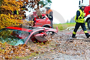 Accident - Fire brigade rescues Victim of a car