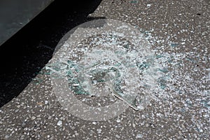 Accident windshield is broken, glass fragments