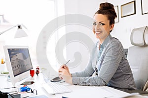 Accountant working in her office