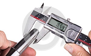 Accuracy measurement of stainless steel part by digital calipers