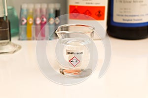 Acetic acid in glass, chemical in the laboratory