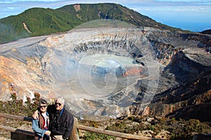 Acid fog rises from Laguna Caliente