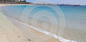 acque cristalline spiaggia playa Dorada photo