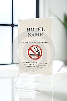 Acrylic non smoking room sign 03