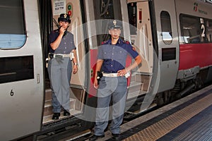 Activities police station; Control security and train passengers