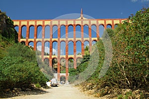 Acueducto del ÃÂguila photo