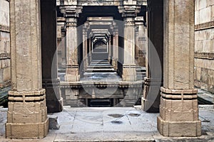 Adalaj Step well