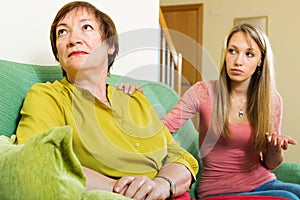 Adult daughter tries reconcile with mother